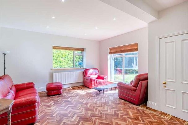 Padgate Lane, Padgate, WA1 - Photo 1