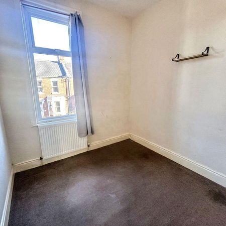 2 bed upper flat to rent in NE26 - Photo 4