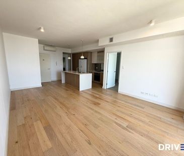 Architecturally Designed Luxury Living in the Heart of North Perth! - Photo 1