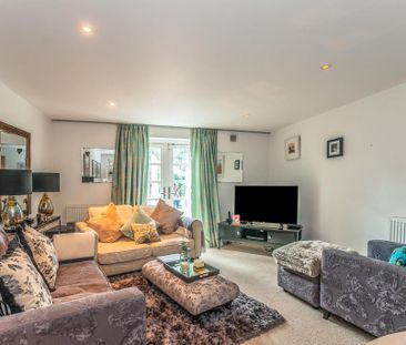 2 bedroom apartment to rent - Photo 2