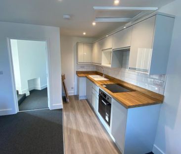 2 bedroom flat to rent - Photo 5
