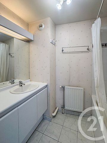Appartement F2 À Louer 2 Pièces - 45,69 M - Photo 3