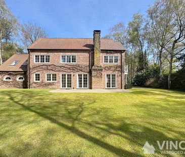 Prachtige villa in een rustige straat, omringd door groen - Foto 5