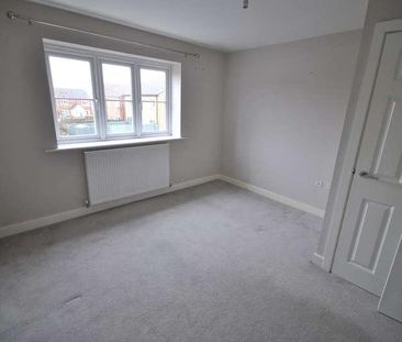Hesley Road, Harworth, DN11 - Photo 3