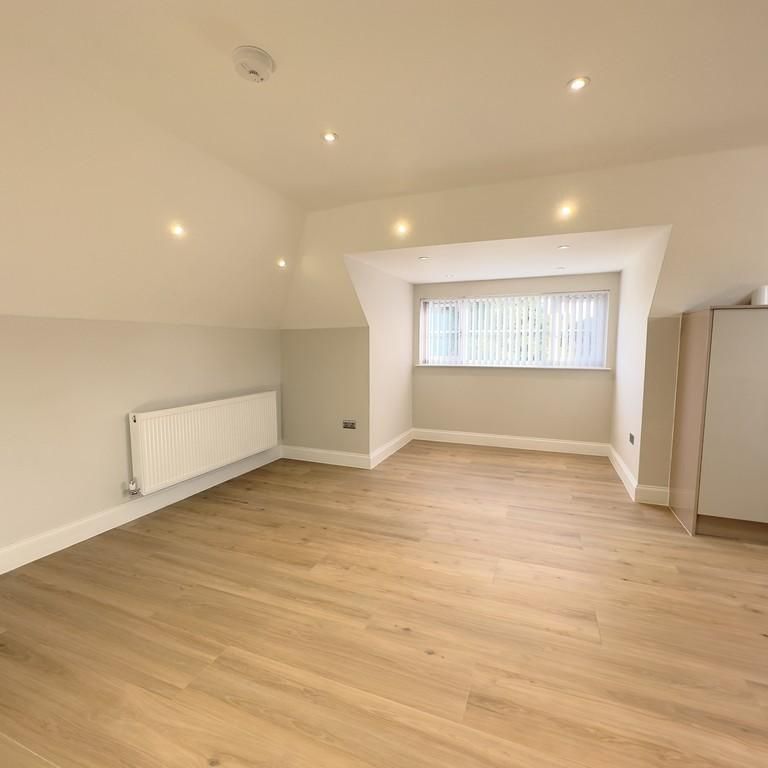 3 bedroom apartment to rent - Photo 1