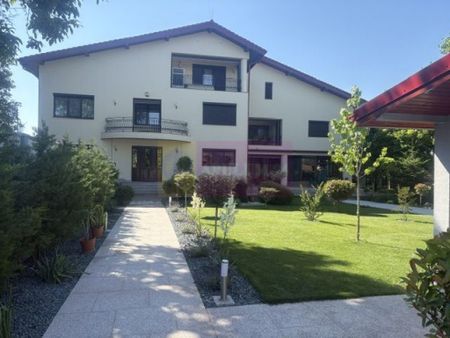 Inchiriez casa tip Vila in Grigorescu. - Fotografie 5