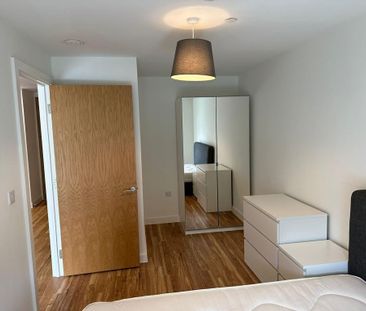 1 Bed Flat, Pomona Strand, M16 - Photo 3