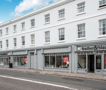 2 bedroom flat to rent - Photo 4