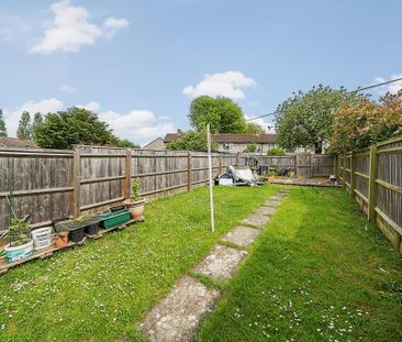 3 bedroom terraced house to rent - Photo 4