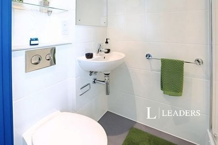 studio to rent Lewes Road, Brighton, East Sussex, BN2 - Photo 4