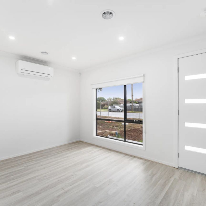 3 Bedroom Home! - Photo 1