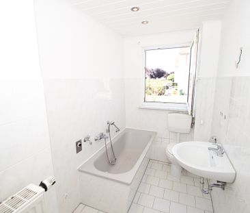 Frisch renovierte 2-Raumwohnung mit Badewanne in ruhiger Lage - Foto 6