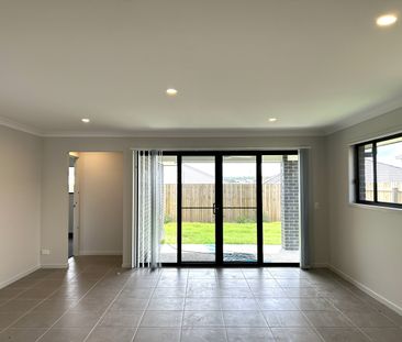 4 Maddox Street, Logan Reserve QLD 4133 - House For Rent | Domain - Photo 1