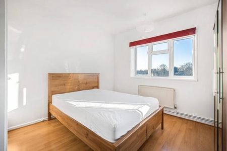 2 Bed Flat, Longbridge Way, SE13 - Photo 3