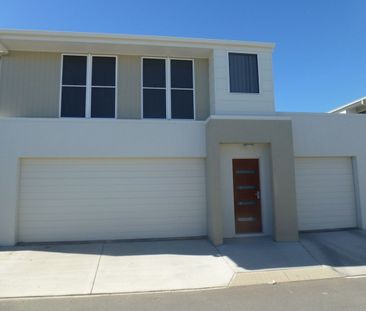 18a Cordia Street, 4740, Rural View - Photo 3