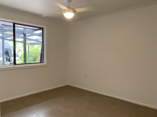 Beachside Suffolk Family Home - Photo 1