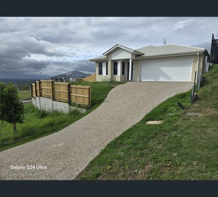 4 School Street, Helidon, Qld 4344 - Photo 2