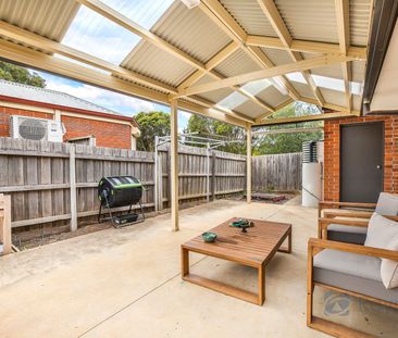 2/8 Silverdale Drive, 3340, Darley Vic - Photo 3