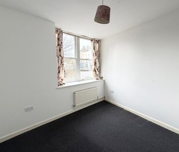 North Parade, FROME - Photo 2