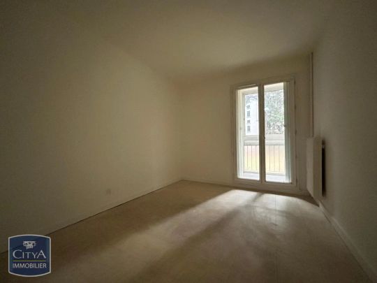 Appartement à louer 4 pièces 74.11m² - Photo 1
