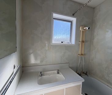 27 Trevalyan Street, Onekawa - Photo 6