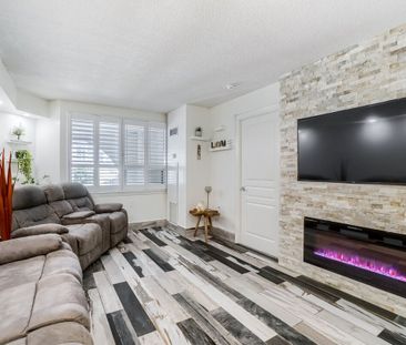 For Lease - 9017 Leslie Street Unit# 222, Richmond Hill, Ontario - Photo 3