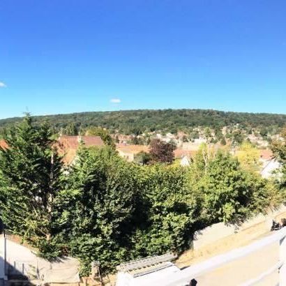 Location Appartement 4 pièces 80m² BURES SUR YVETTE 91440 - Photo 1
