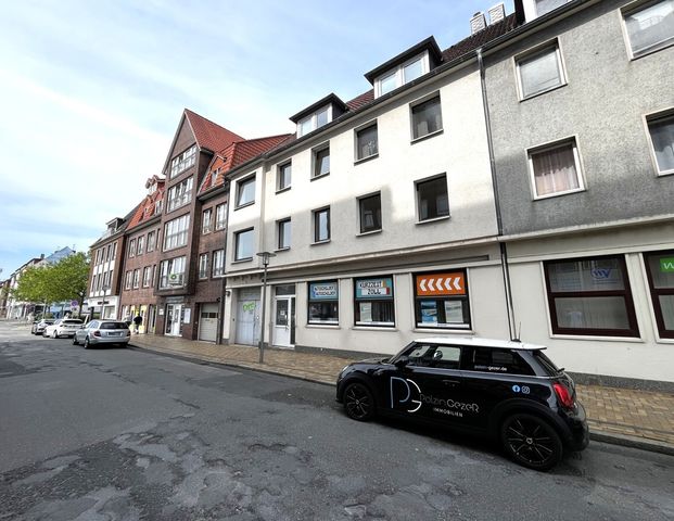 Bremerhaven-Mitte // 2-Zimmer-Wohnung im Zentrum - Foto 1