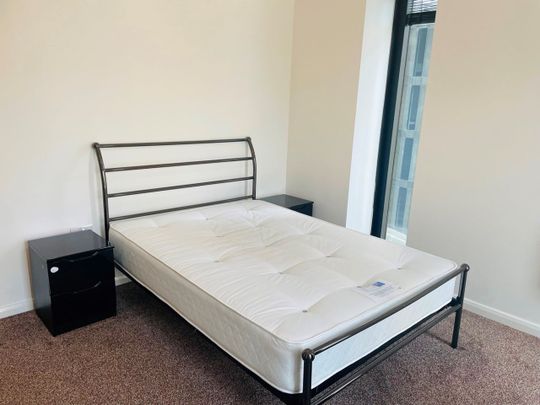 2 Bed Flat, Mann Island, L3 - Photo 1