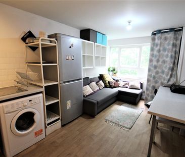 5 bedroom apartment to rent - Photo 2