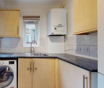 2 bedroom bungalow to rent - Photo 2