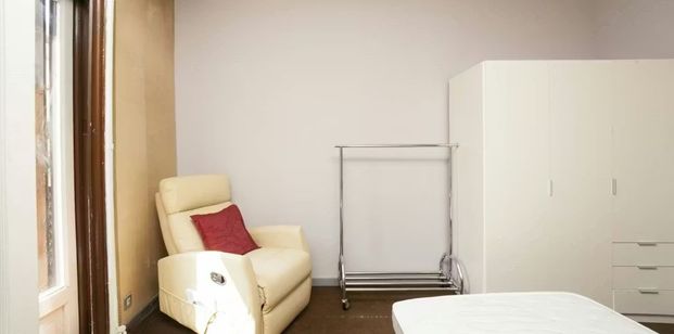 Carrer de París, Barcelona, Catalonia 08036 - Photo 1