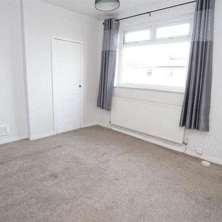 Sulby Grove, Greengates, Bradford, BD10 - Photo 1