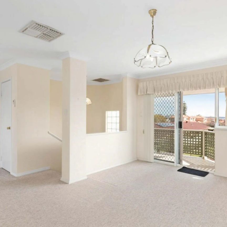 2/13 Ednah Street, - Photo 1