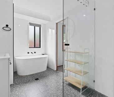 4 Zircon Place, Eagle Vale, NSW 2558 - Photo 5