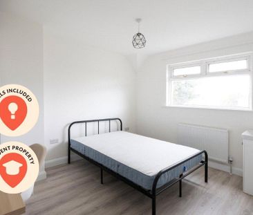 1 bedroom in a house share to rent - Photo 1