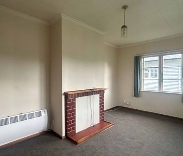 2 Bedrooms, 1 Bathroom - Photo 1