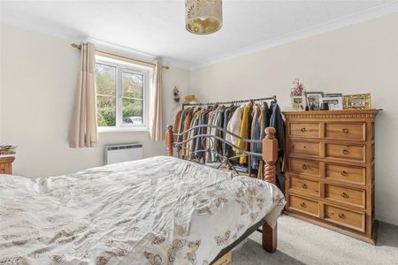 Ripley Close, High Wycombe - Photo 3