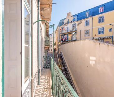 Escadinhas da Saúde, Lisbon, Lisbon 1100-584 - Photo 3