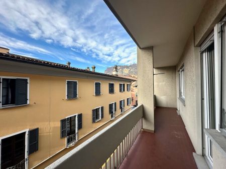 For rent in the historic center of Mendrisio - Photo 2
