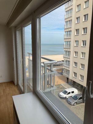 Gezellig appartement in Oostende met zijdelings zeezicht - Photo 1