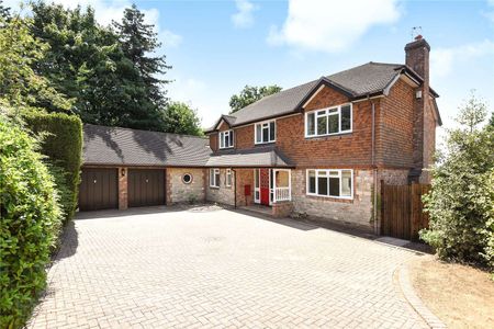 Stylish and spacious family home situated in a popular area of Sevenoaks - Photo 5