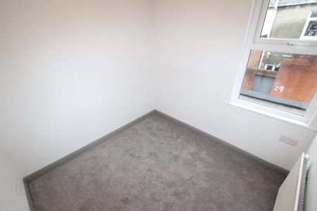 30 Acton Street, Belfast, BT13 3GU - Photo 4