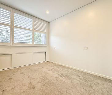 New Renovated Family House Available Now - Photo 3