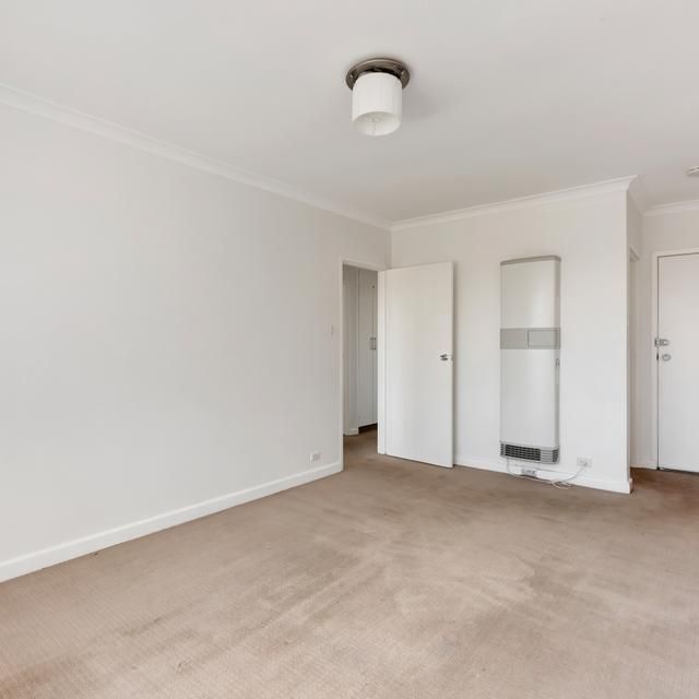 Comfortable Living in a Prime Location - Photo 1