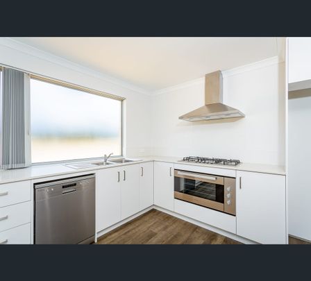 1/27 Coracina vista, Wellard, WA 6170 - Photo 1
