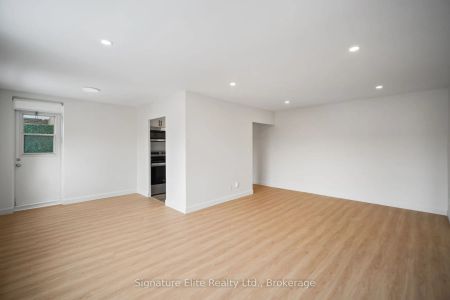 345 Lonsdale Road #308 - Photo 3