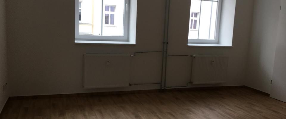 2-Raumwohnung mit EBK in Bahnhofsnähe - Foto 1