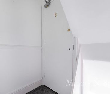 Studio to rent - Photo 6