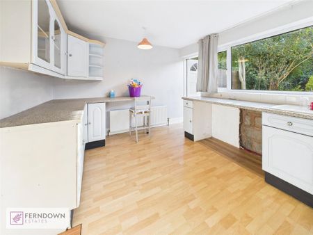 2 bedroom end of terrace house to rent - Photo 2